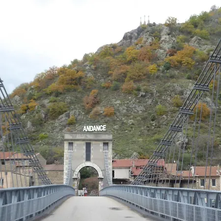 La Cachette Du Pont - Cosy Et Lumineux Apartamento *
